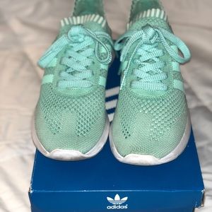 Adidas FLB W PK Sneakers Size 6 Teal Color